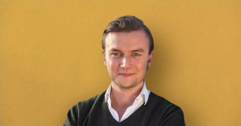 0032a.Spotlight NikolausSuhr Kasko